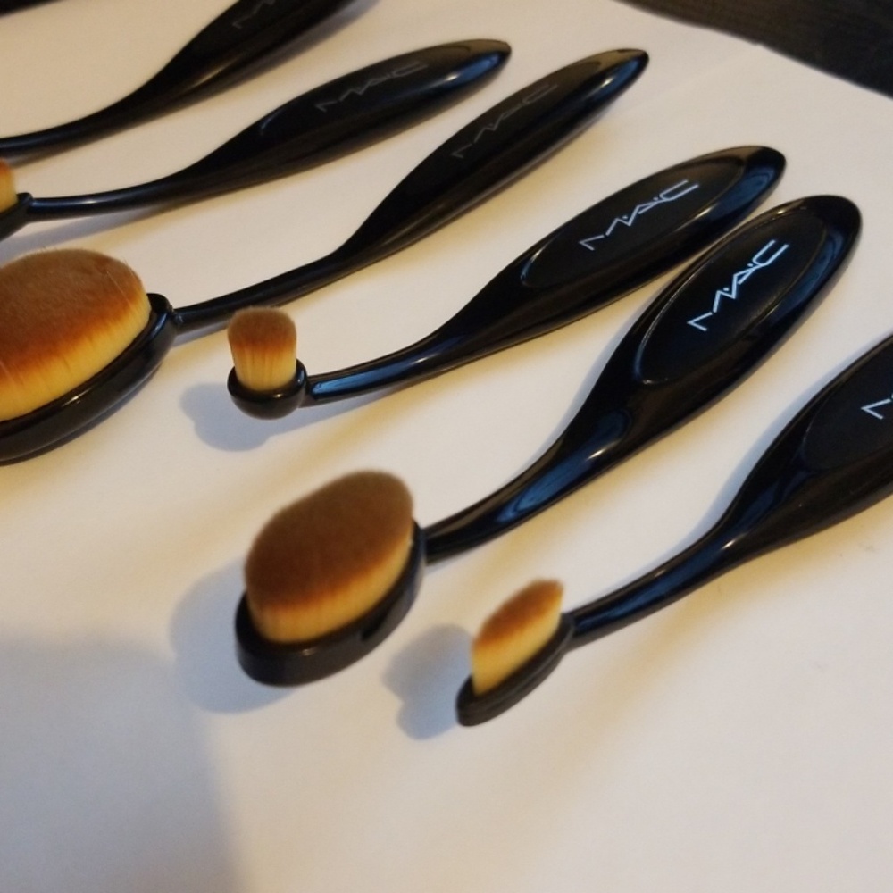 BRAND NEW MAC MAKEUP BRUSHES SET 6 PIECE - Picture 4 of 4